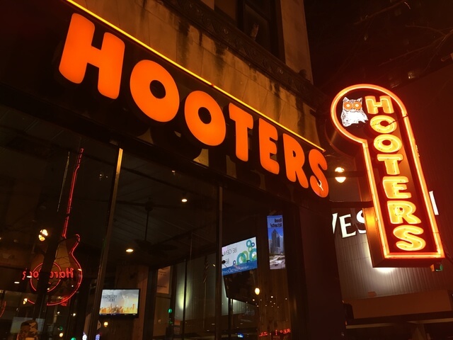 Hooters Restaurant