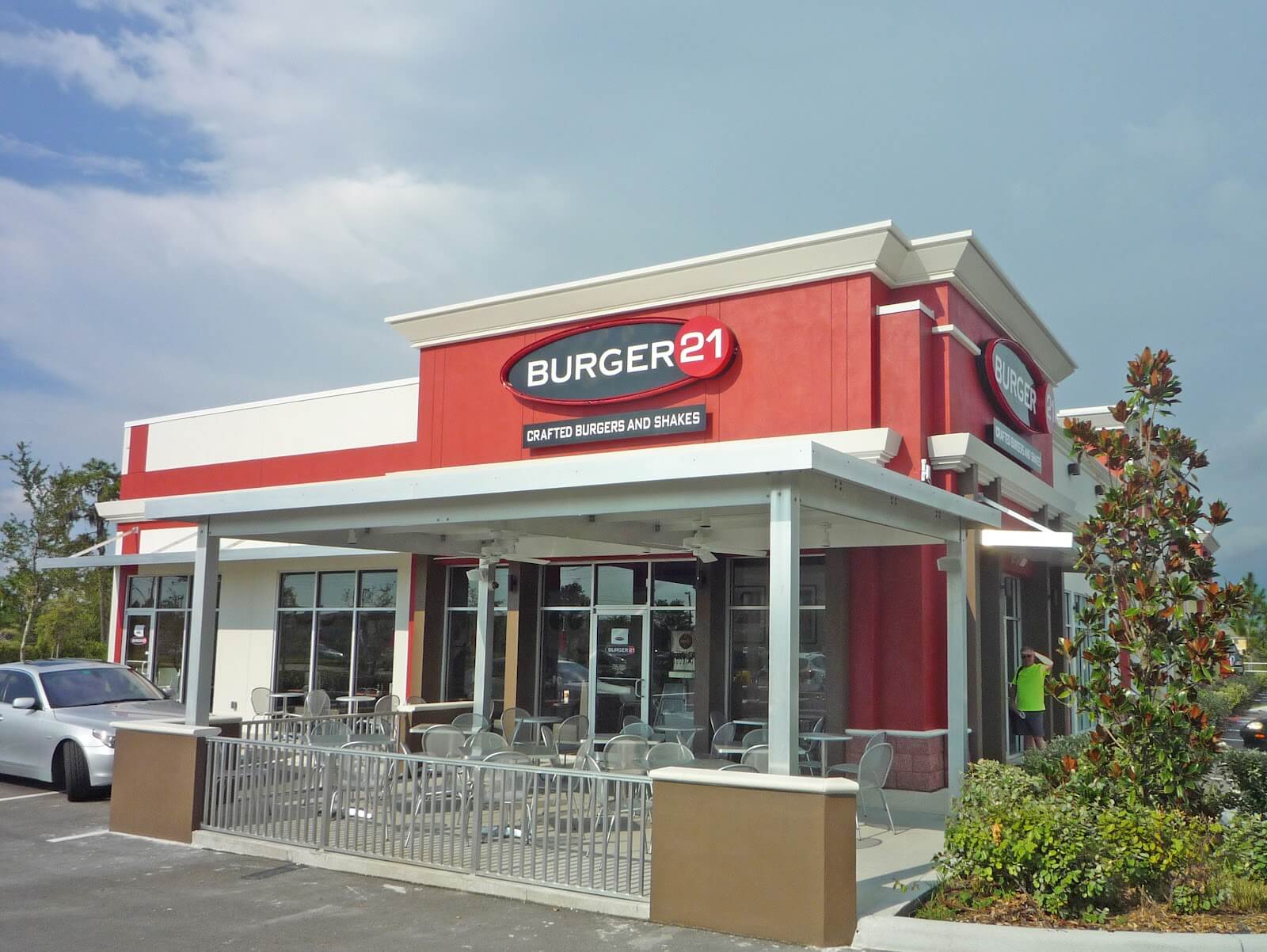 Burger 21 restaurant