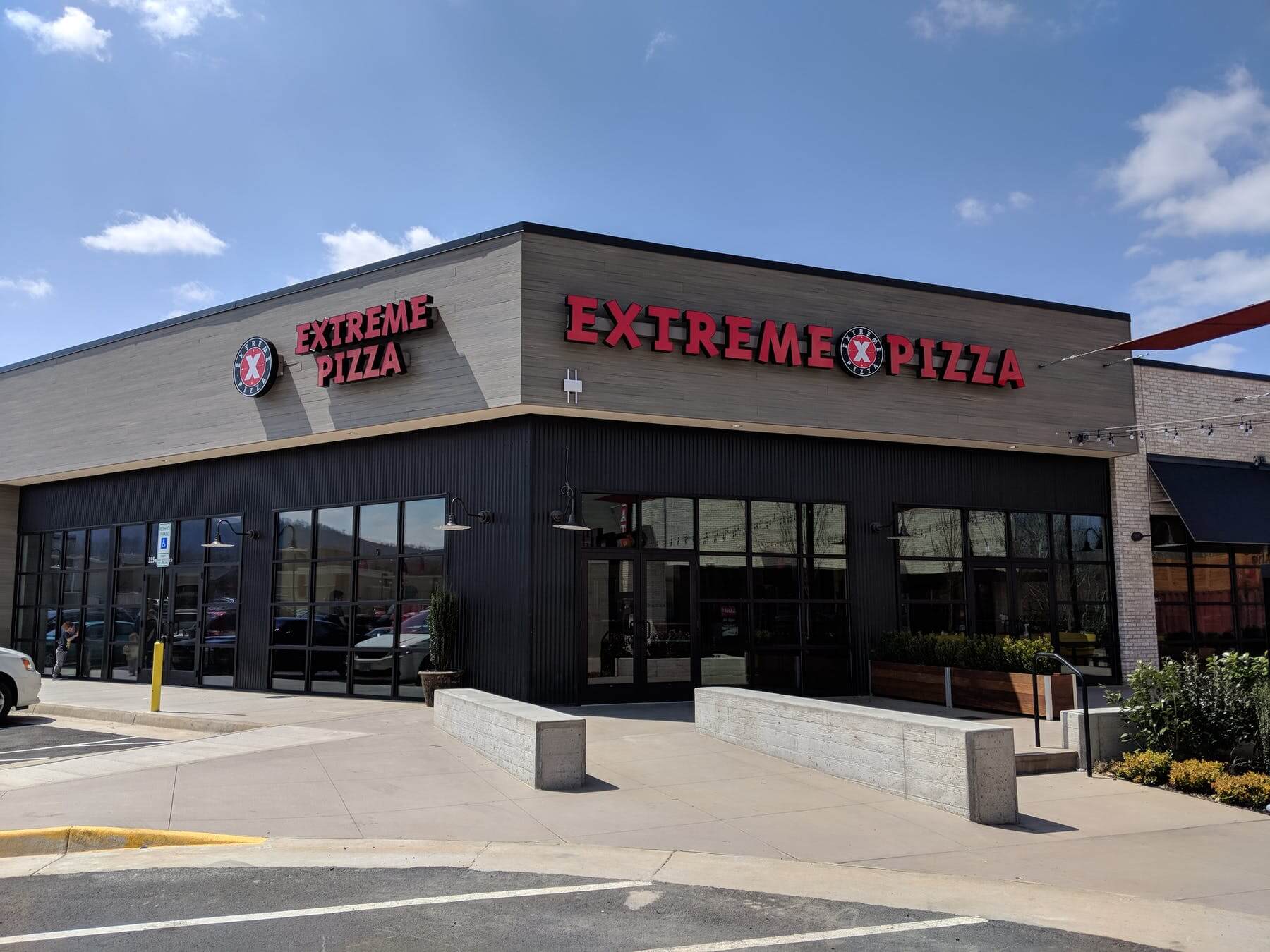 Extreme Pizza store