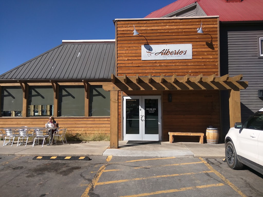 Alberto's Mexican Restaurant Outlet