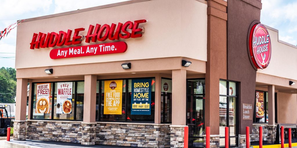 huddle house outlet