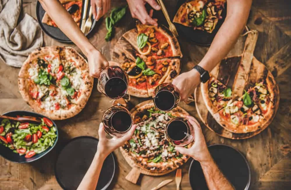 Brooklyn Style Pizza vs Hand Tossed Pizza