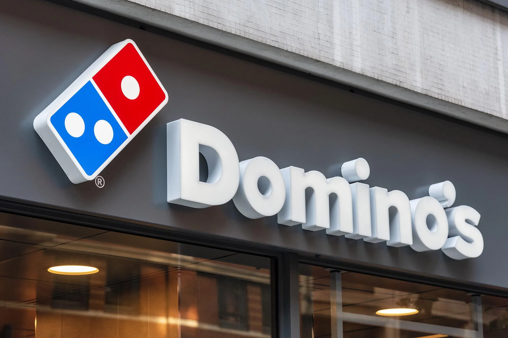 Dmino's