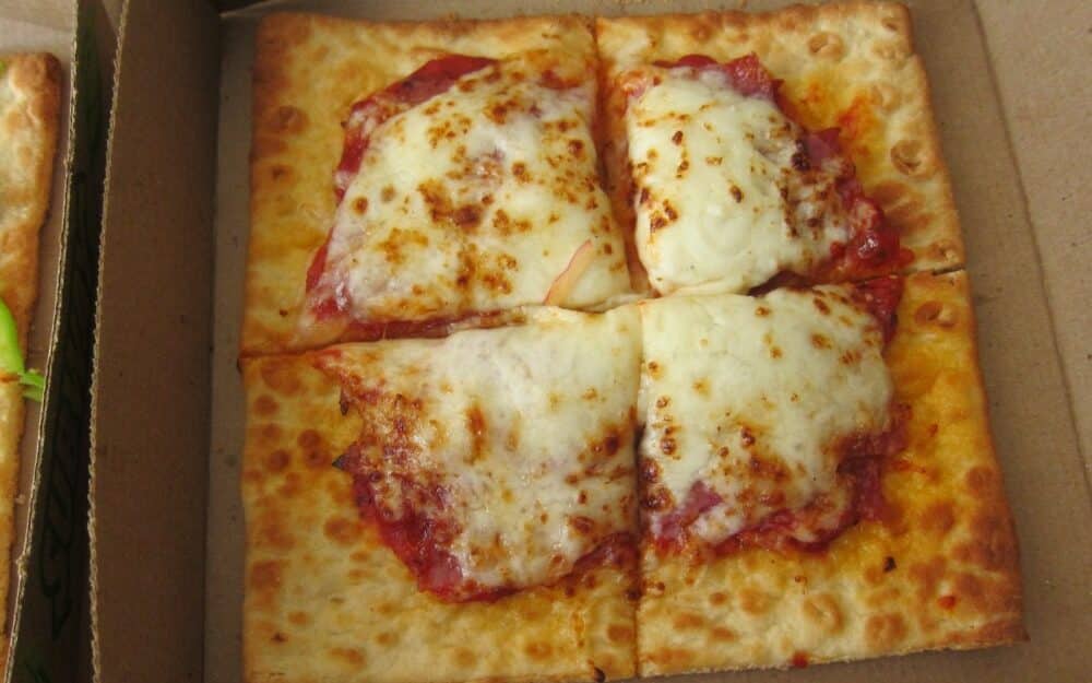 Chicken Bacon B.B.Q. Flatizza