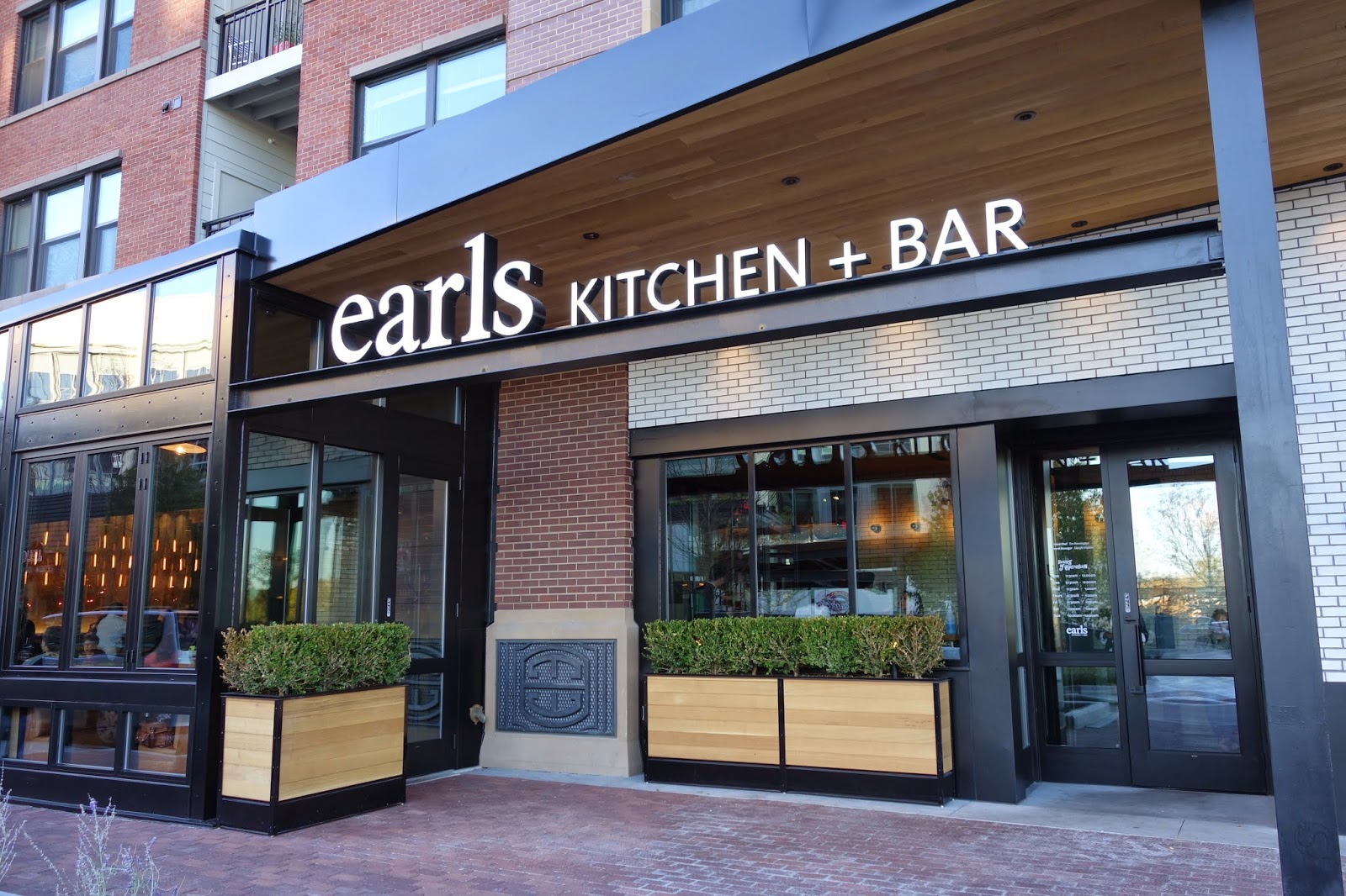 Earls Kitchen + Bar Outlet