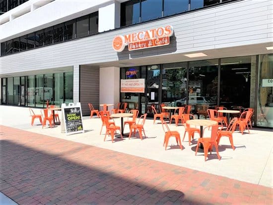 Mecatos Bakery & Cafe Outlet