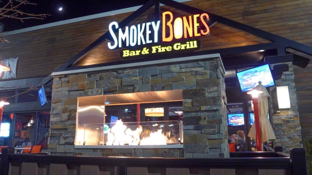 Smokey Bones Bar & Fire Grill Restaurant