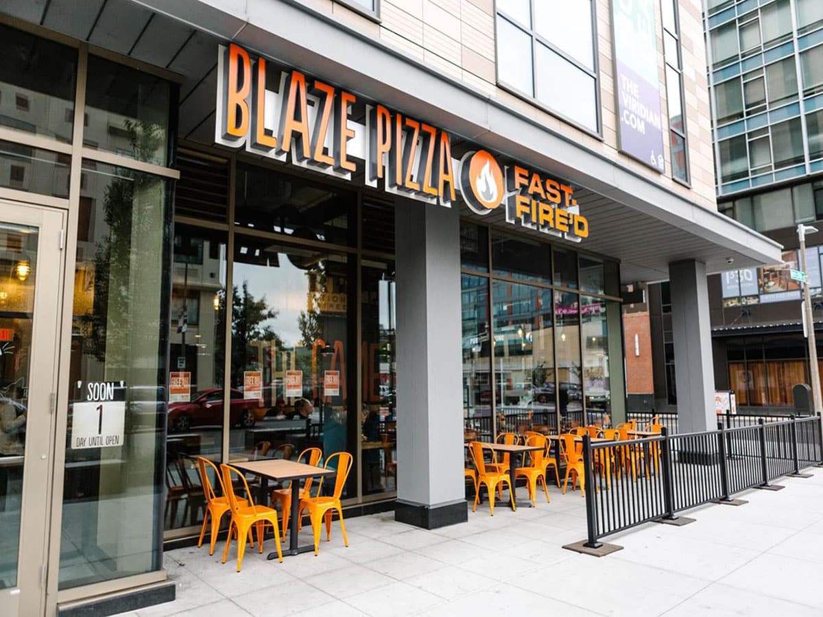 Blaze Pizza Outlet