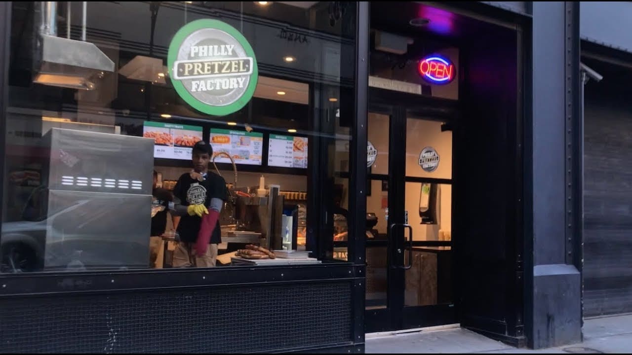 Philly Pretzel Factory Outlet