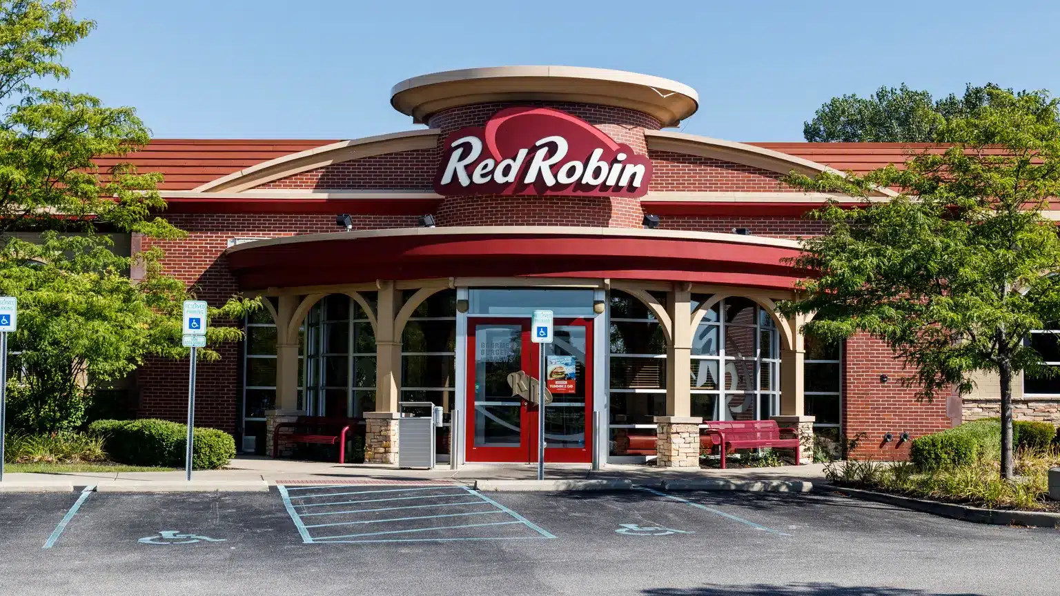 Red Robin Restaurant