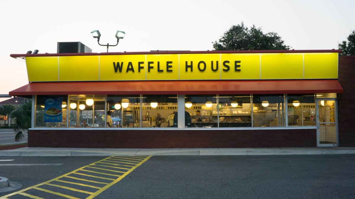 Waffle House Restaurant