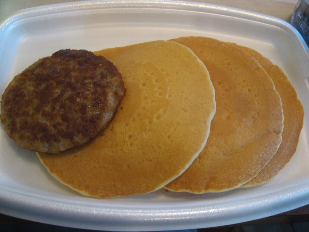 Hotcakes with sausage