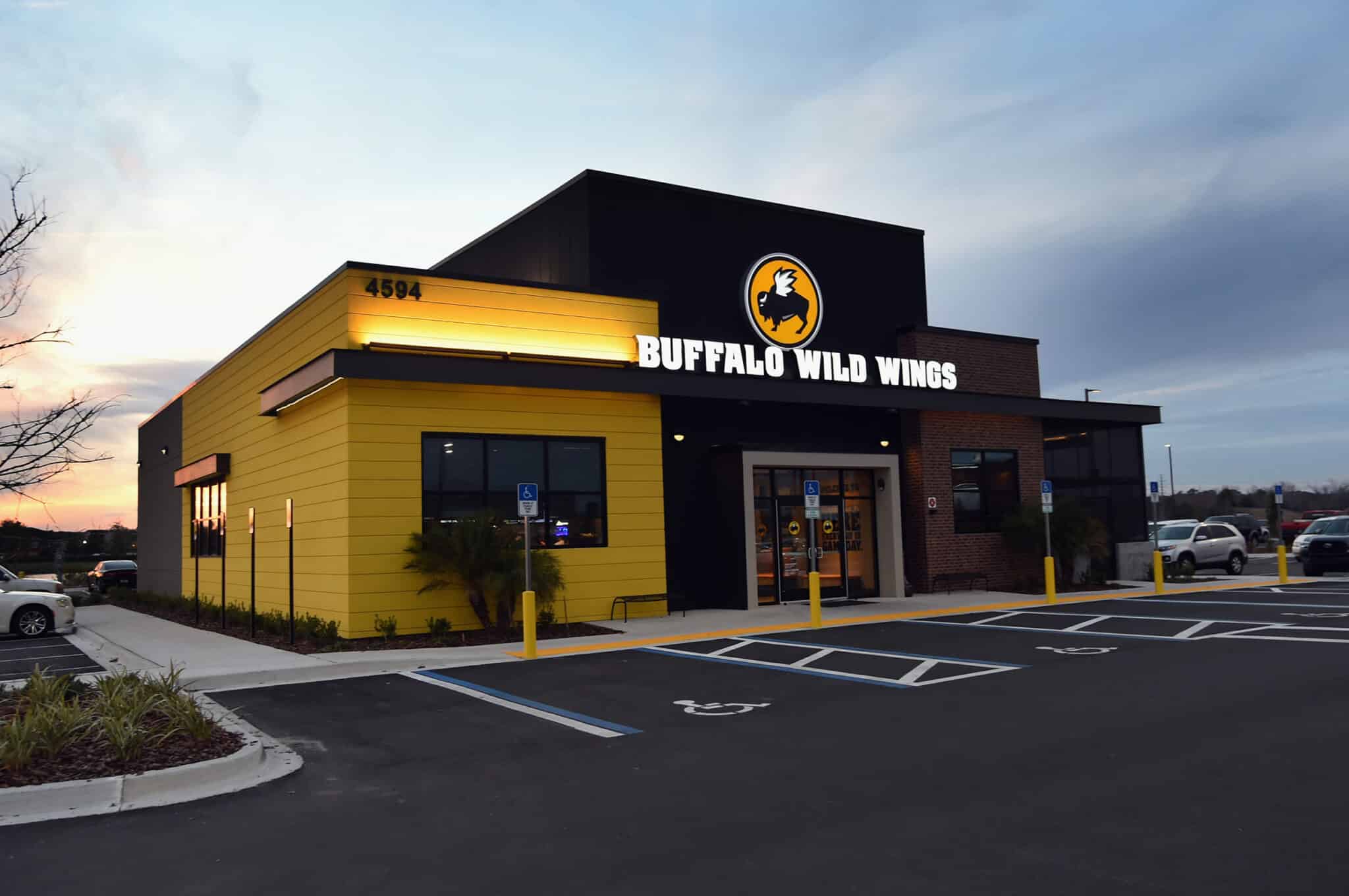 Buffalo Wild Wings Outlet