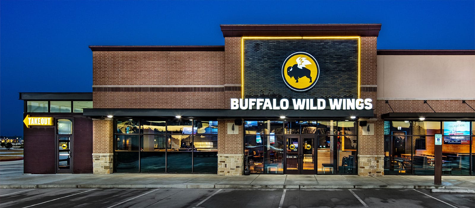 Buffalo Wild Wings Restaurant