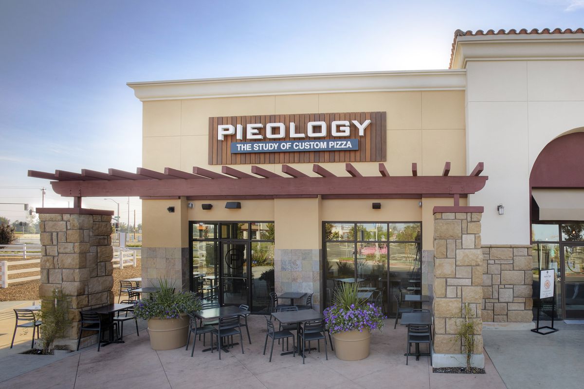 Pieology Restaurant