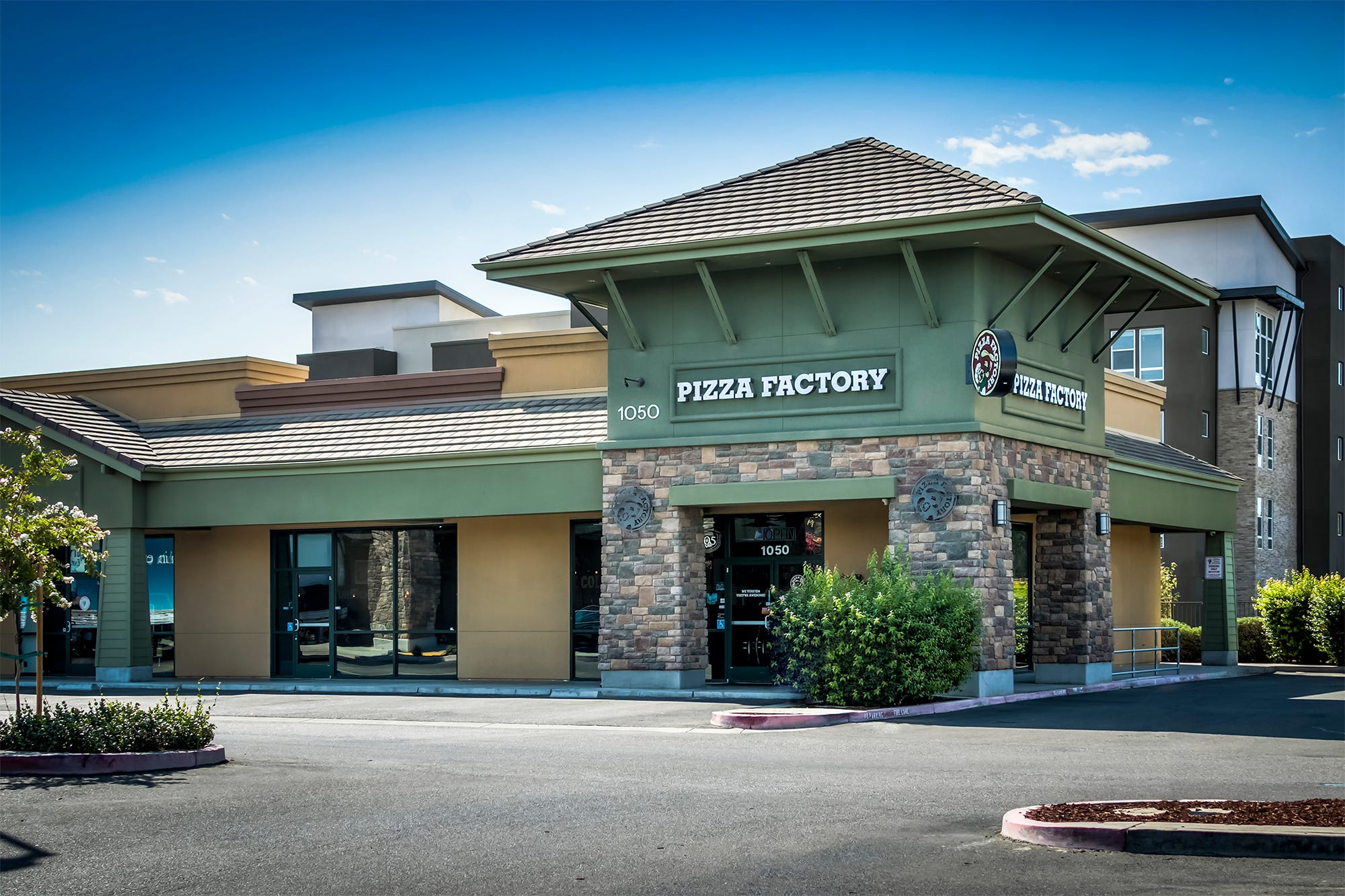 Pizza Factory Restaurant