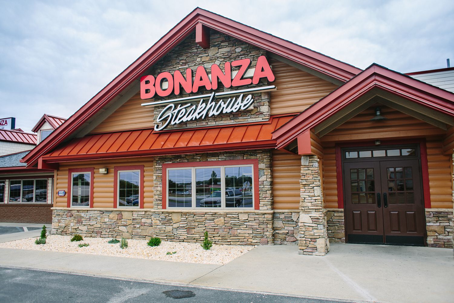 Ponderosa And Bonanza Steakhouses restaurant