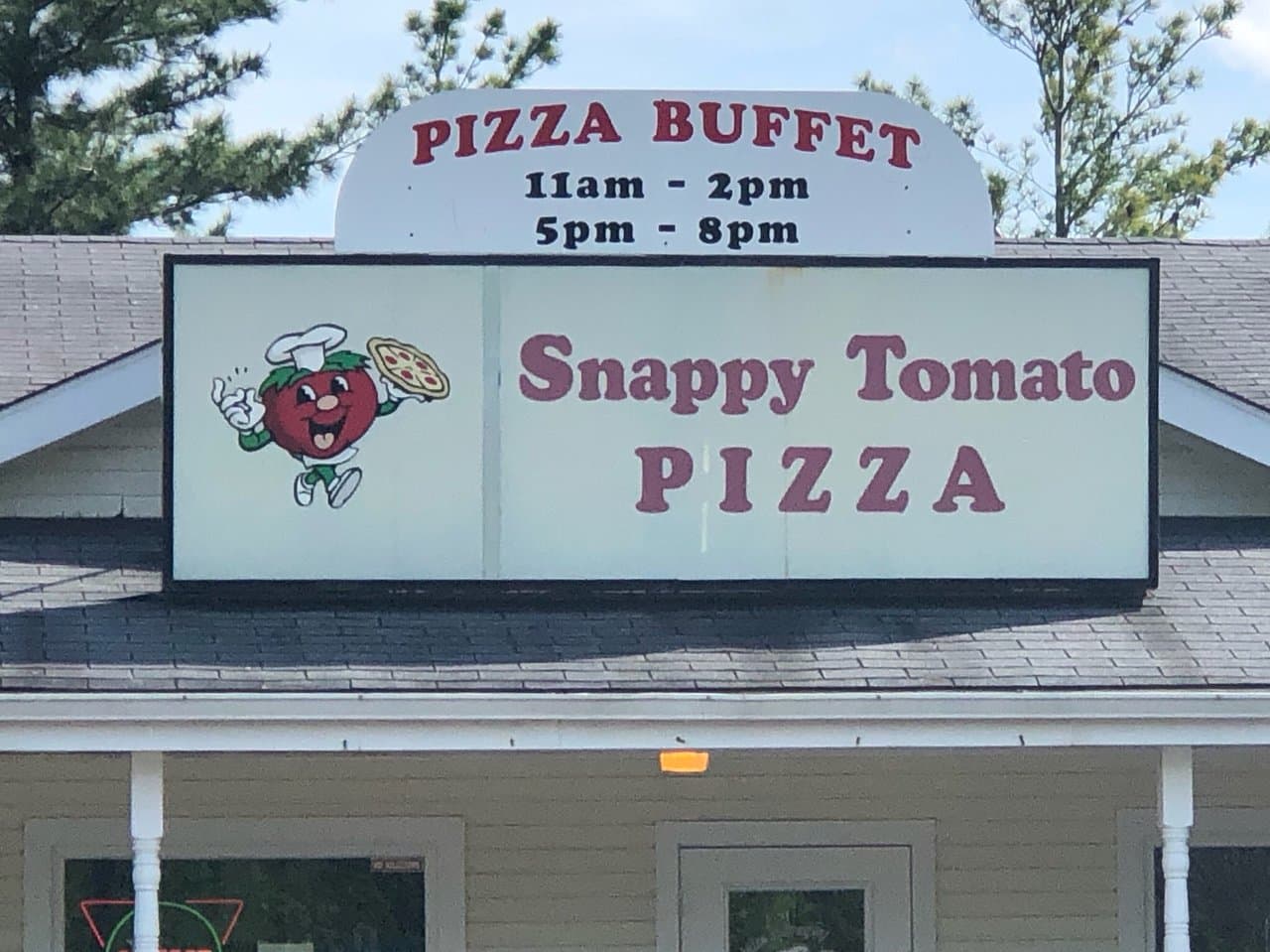 Snappy Tomato Pizza Outlet