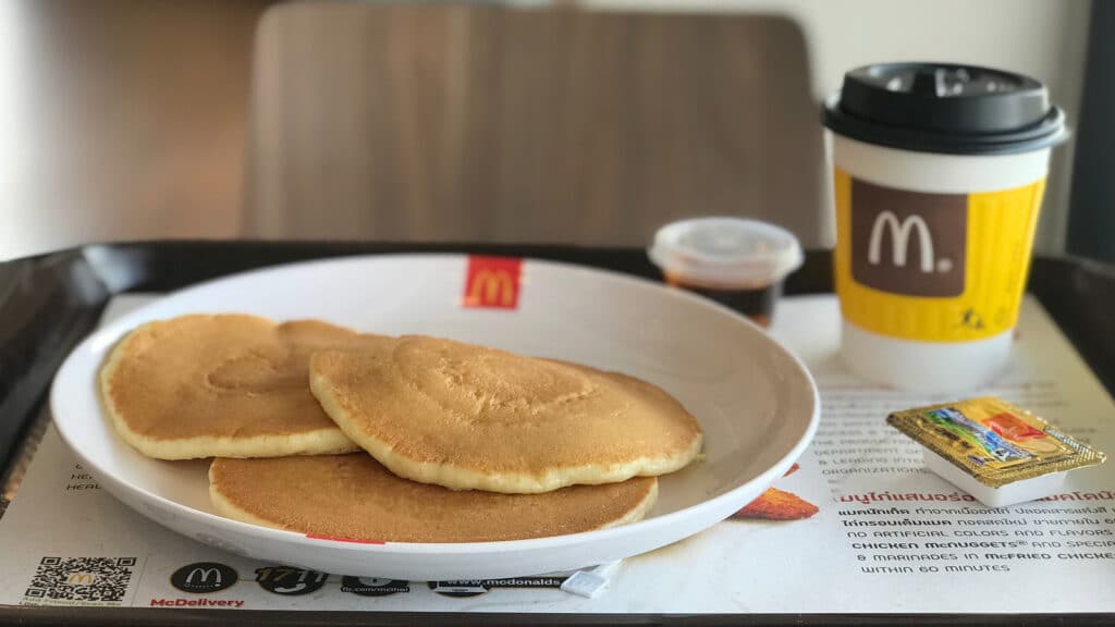 Which-Pancakes-Are-More-Fluffier.jpg