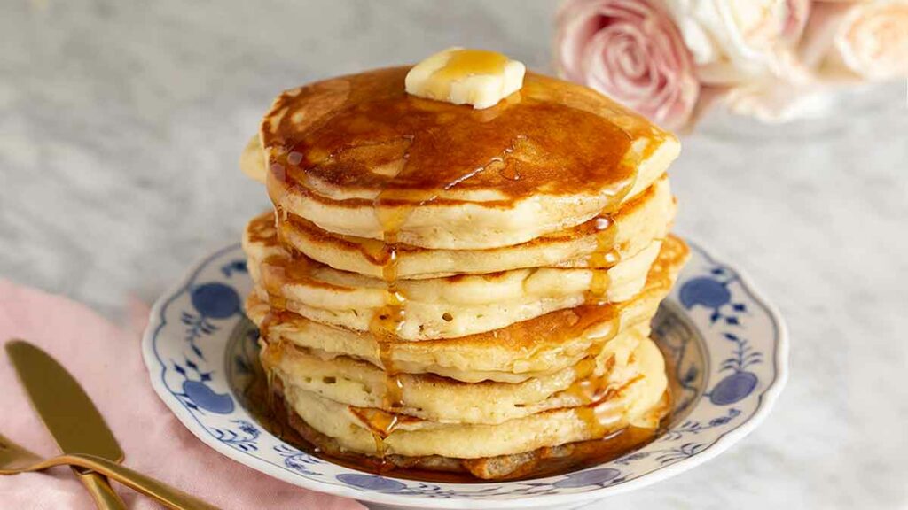 Why People Love Pancakes So Much At Burger King & McDonald’s
