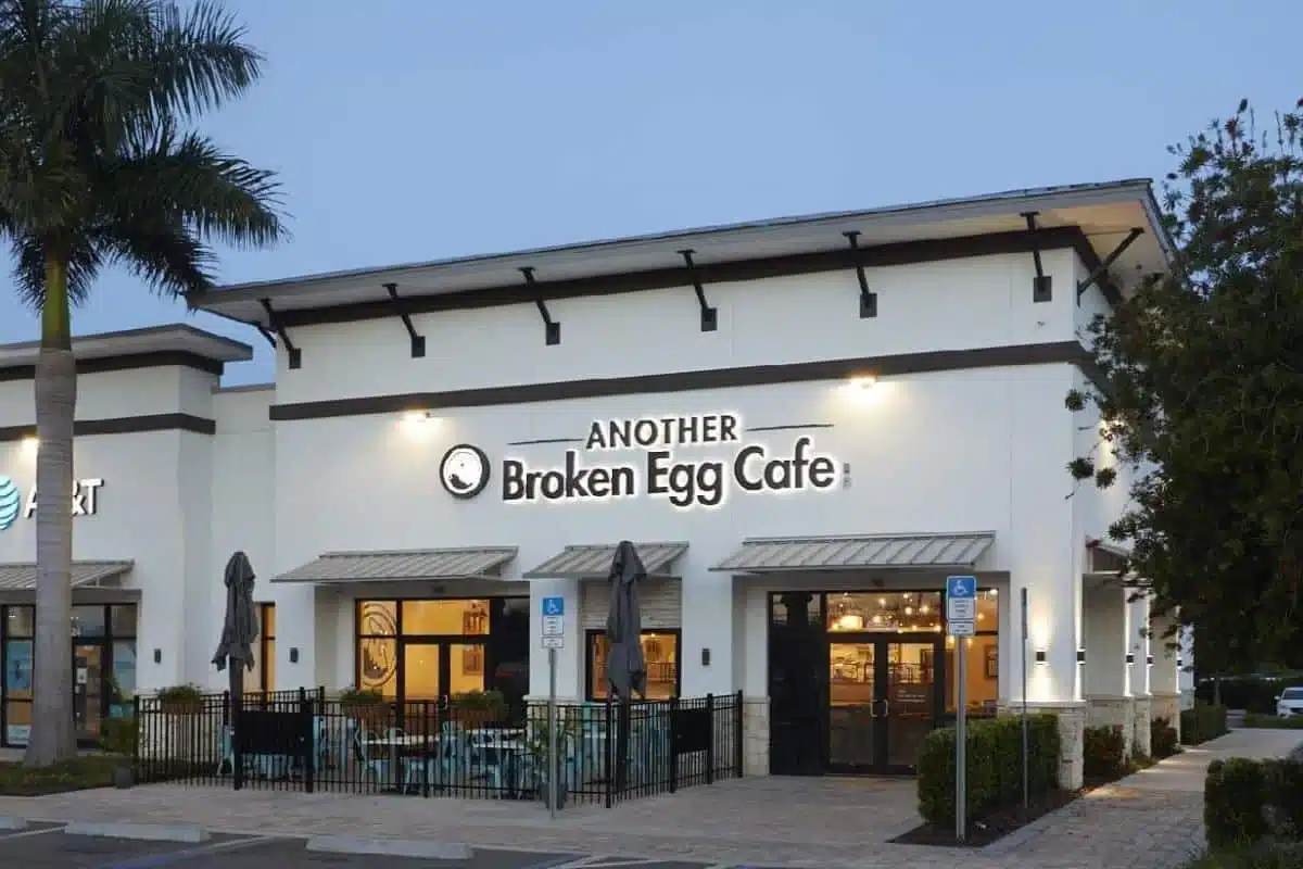 Another Broken Egg Restaurant