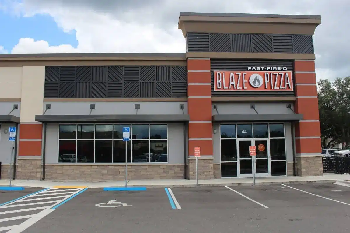 Blaze Pizza Restaurant