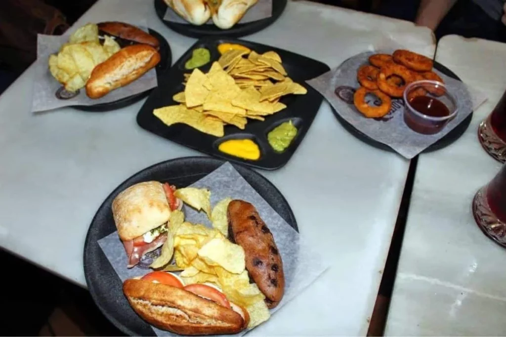 CervecerÃa 100 Montaditos Menu