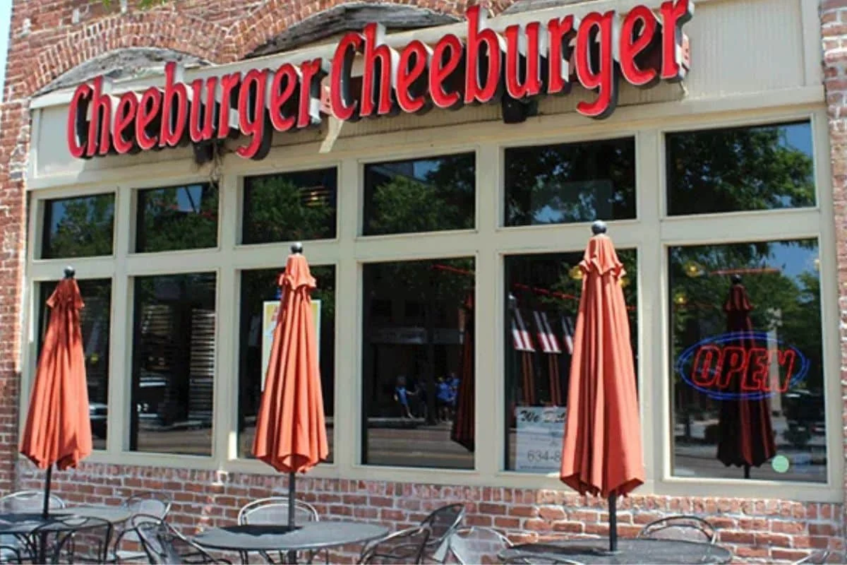 Cheeburger Cheeburger Restaurant