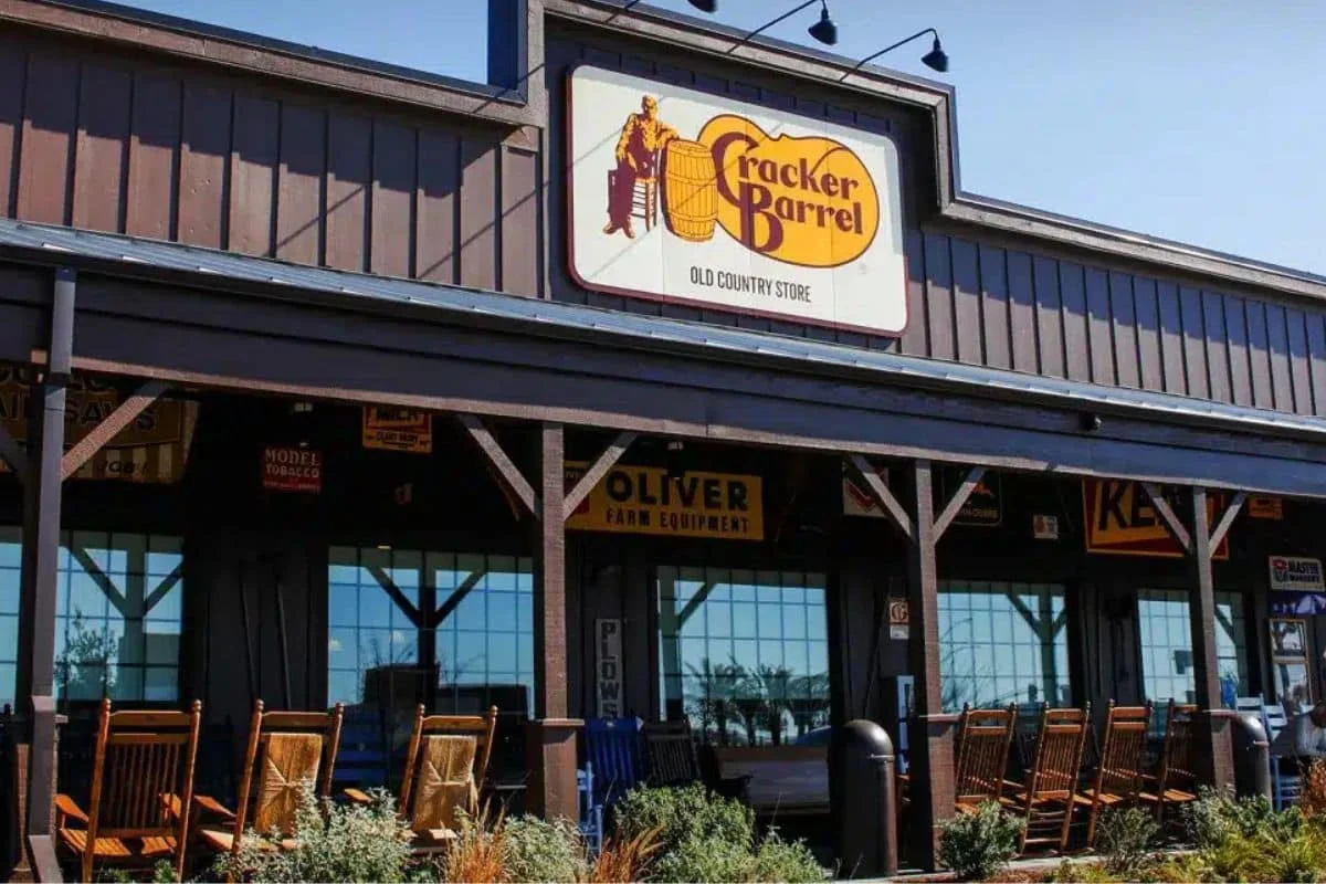 Cracker Barrel Restaurant