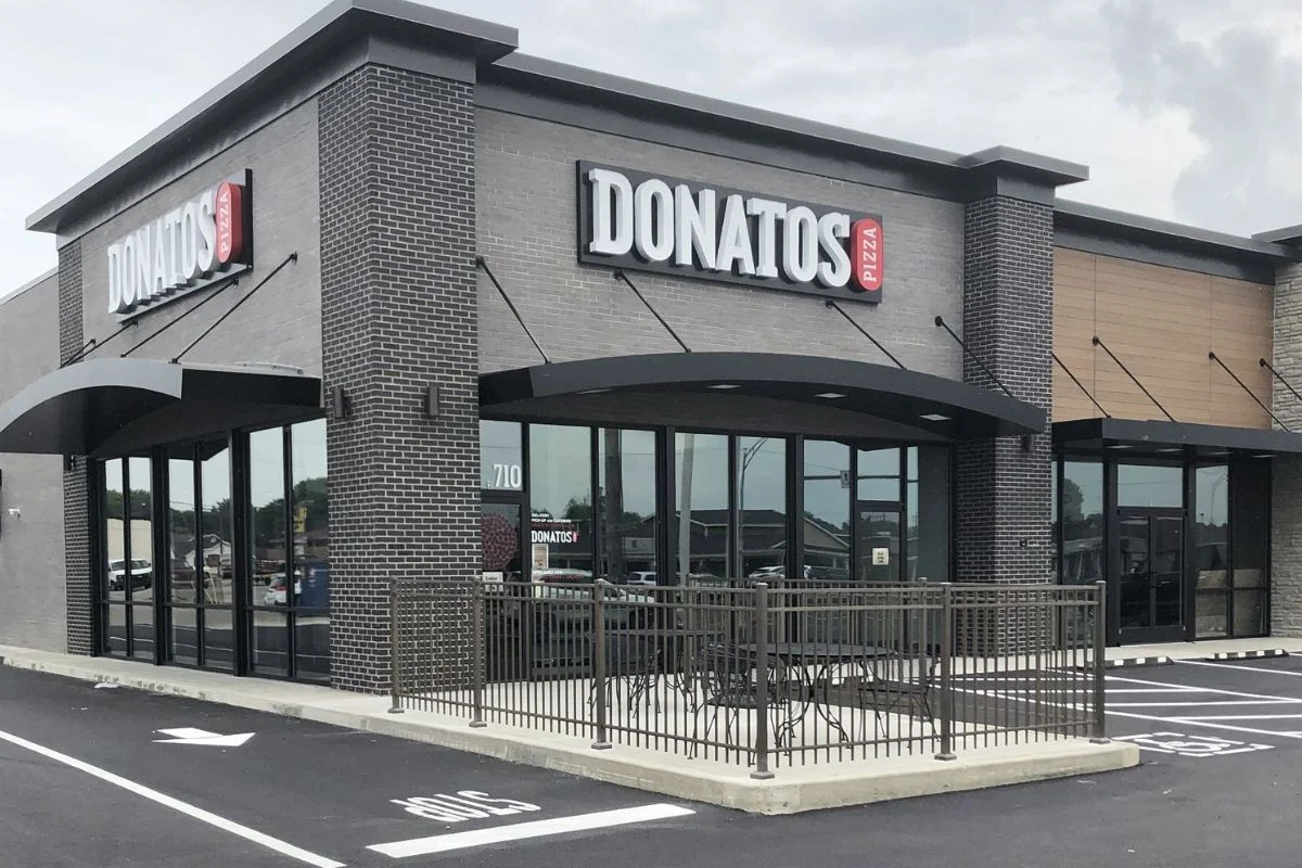 Donatos Pizza Restaurant