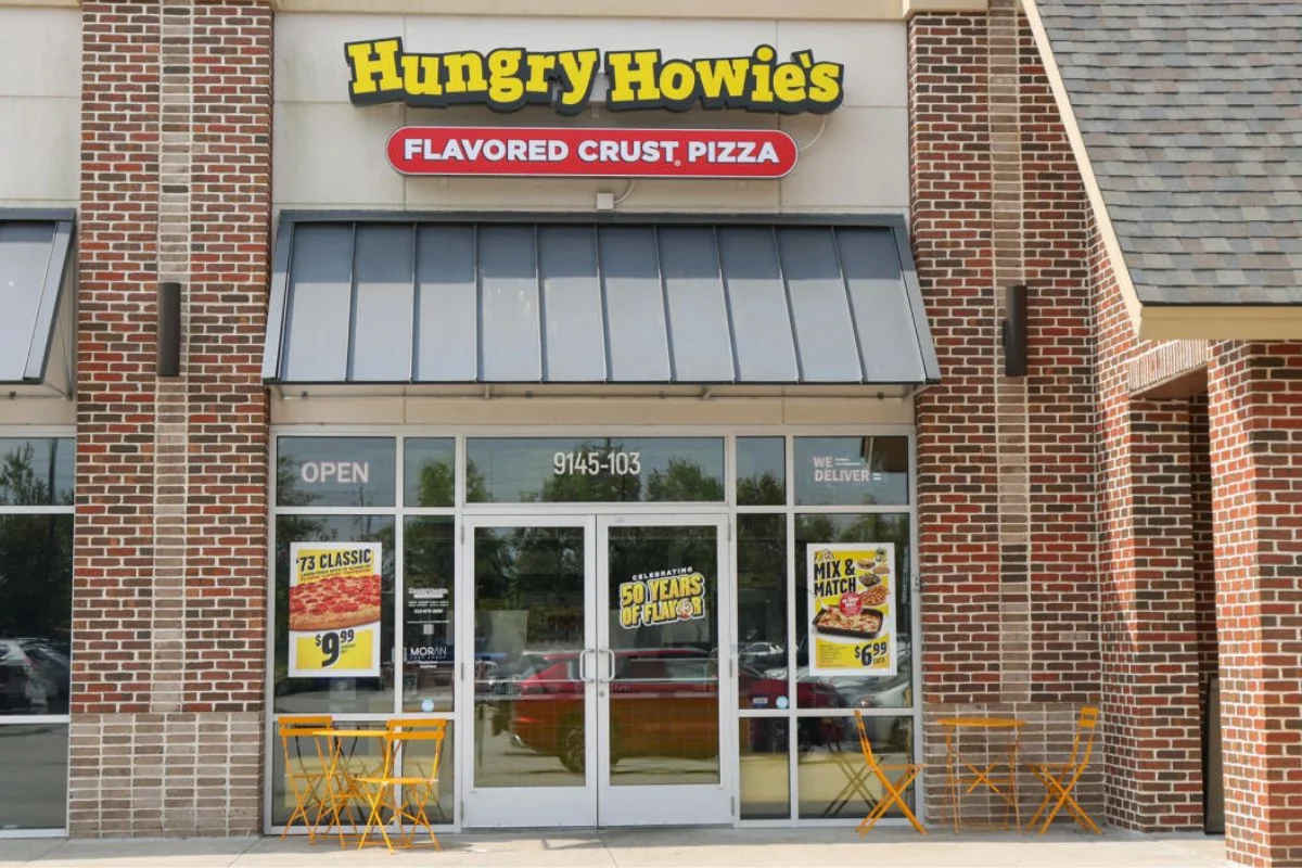 Hungry Howie’s Pizza Restaurant