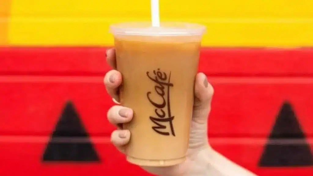 McDonald's Mango Pineapple Smoothie Review