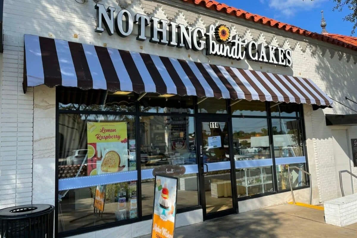 Nothing Bundt Cakes Restaurant