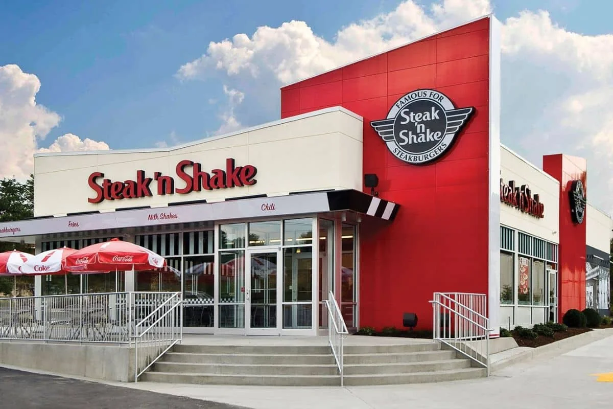 Steak N Shake Restaurant