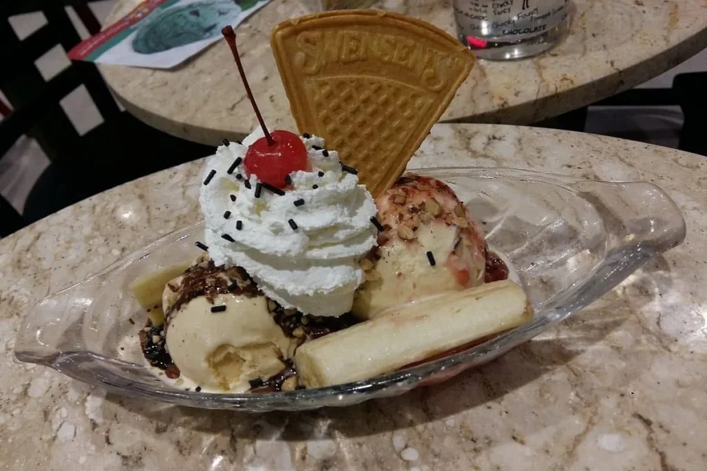 Swensen’s Grill And Ice Cream Food