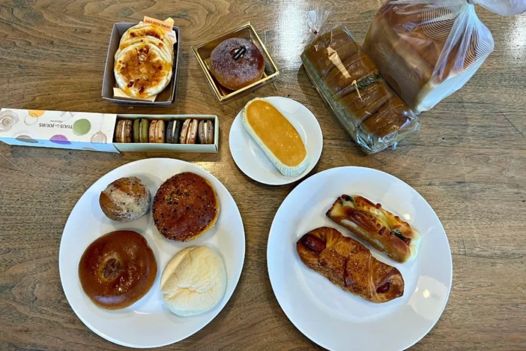 Tous Les Jours Menu Item